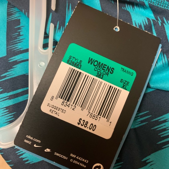 New nike top,size XL - Picture 6 of 6